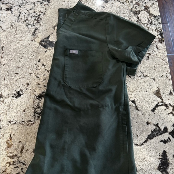 Men’s Moss Green Figs Set - Picture 11 of 11